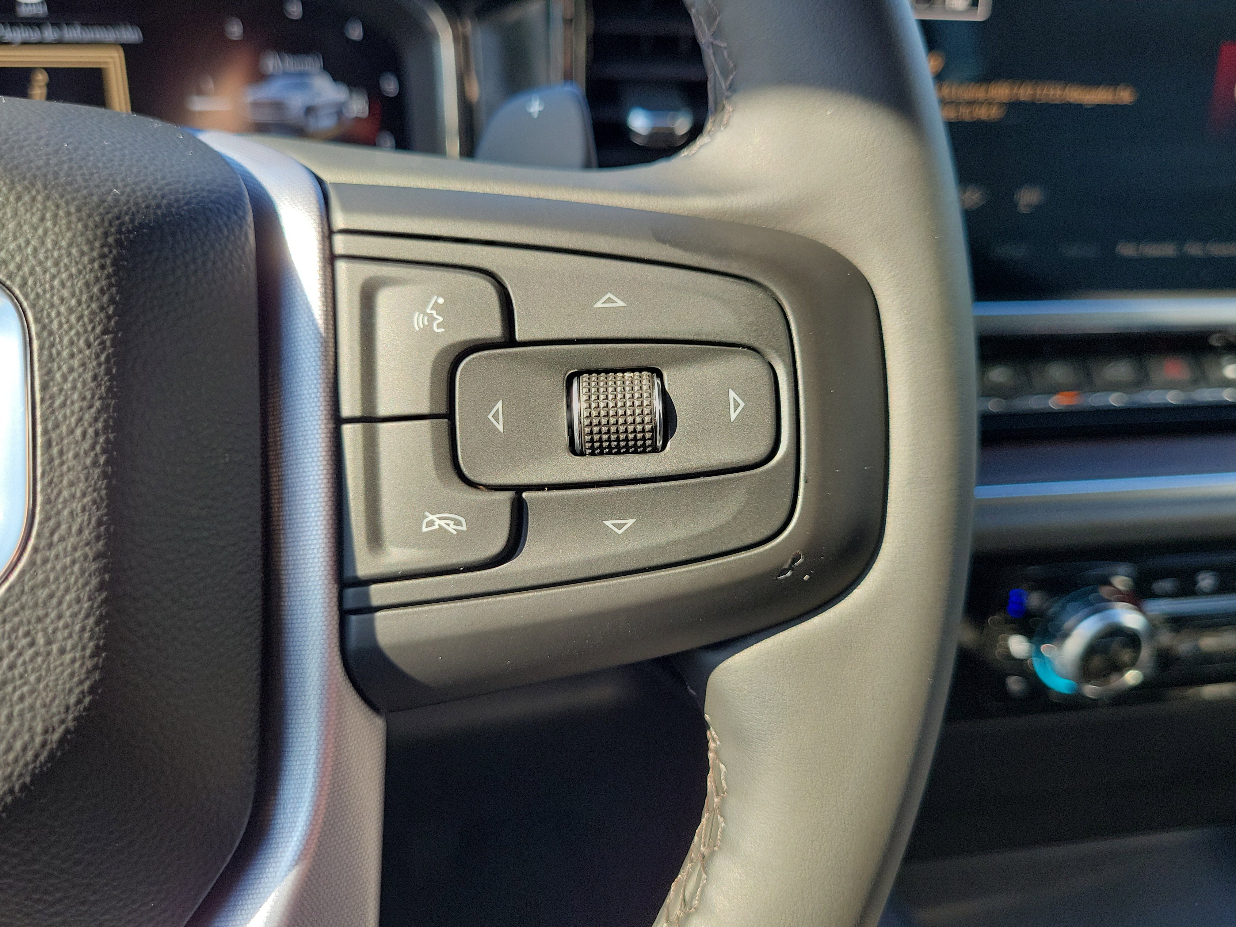 Used 2023 GMC Sierra 1500 SLT w/ SLT Premium Package image 19