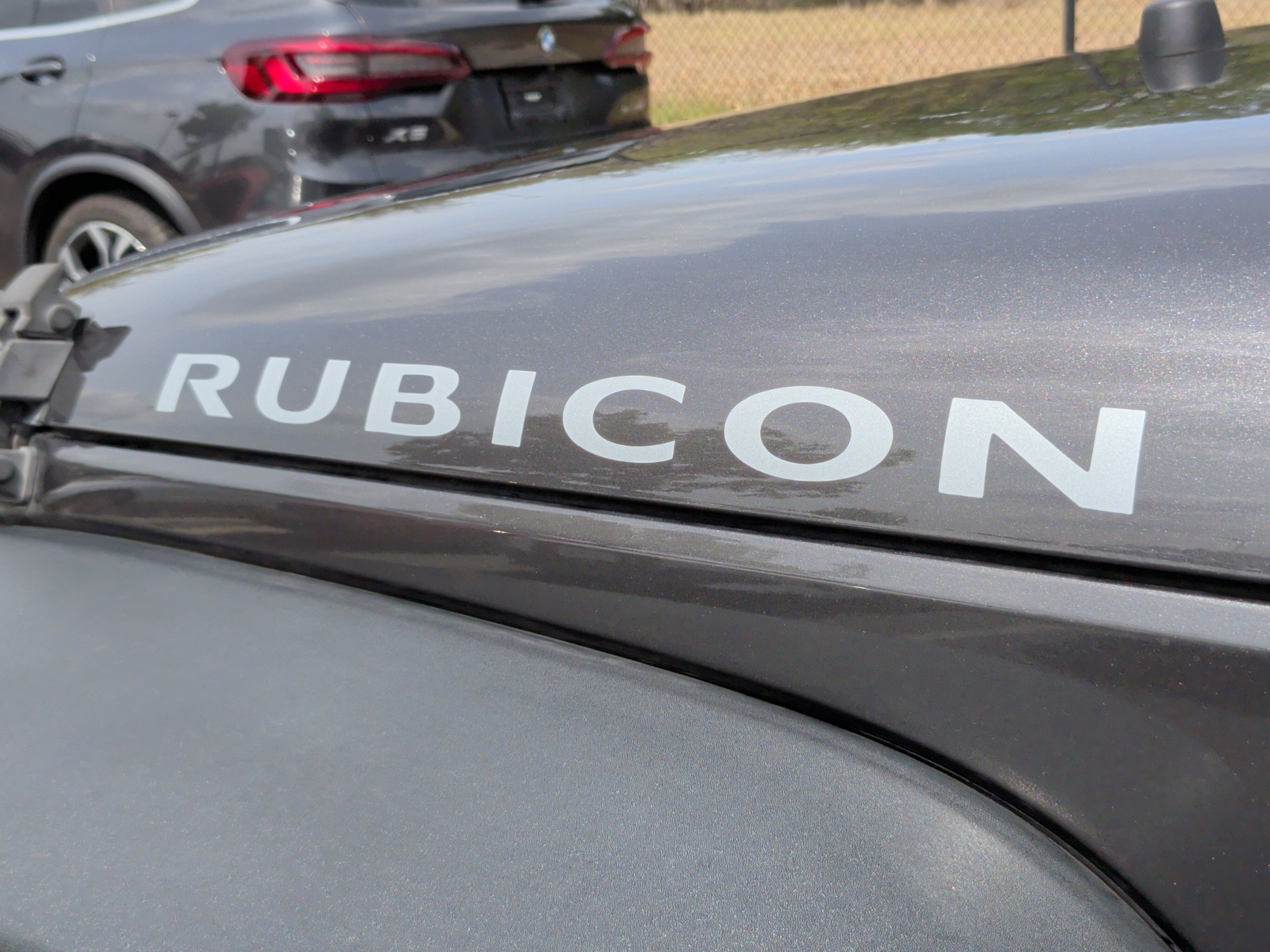 Used 2016 Jeep Wrangler Unlimited Rubicon w/ Connectivity Group image 12