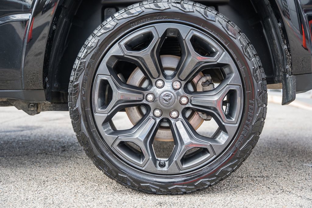 Certified 2022 RAM 1500 Limited w/ Night Edition AWD/4WD image 26