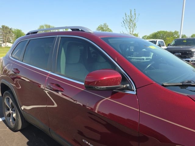 Used 2019 Jeep Cherokee Limited image 5