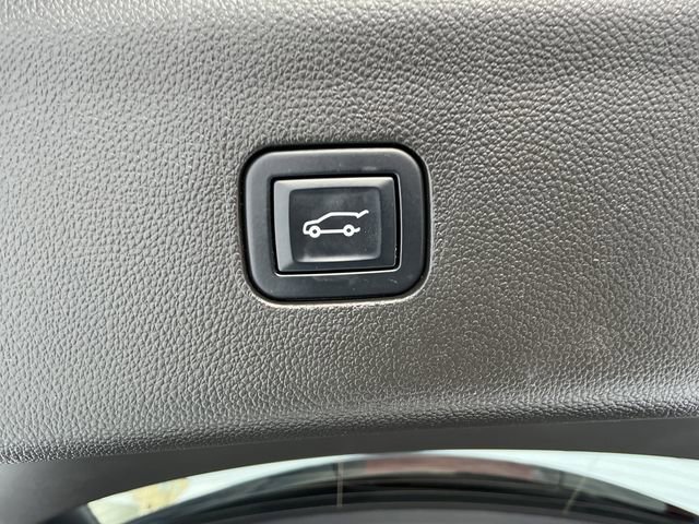 Used 2022 Buick Enclave Essence w/ Experience Buick Package image 53