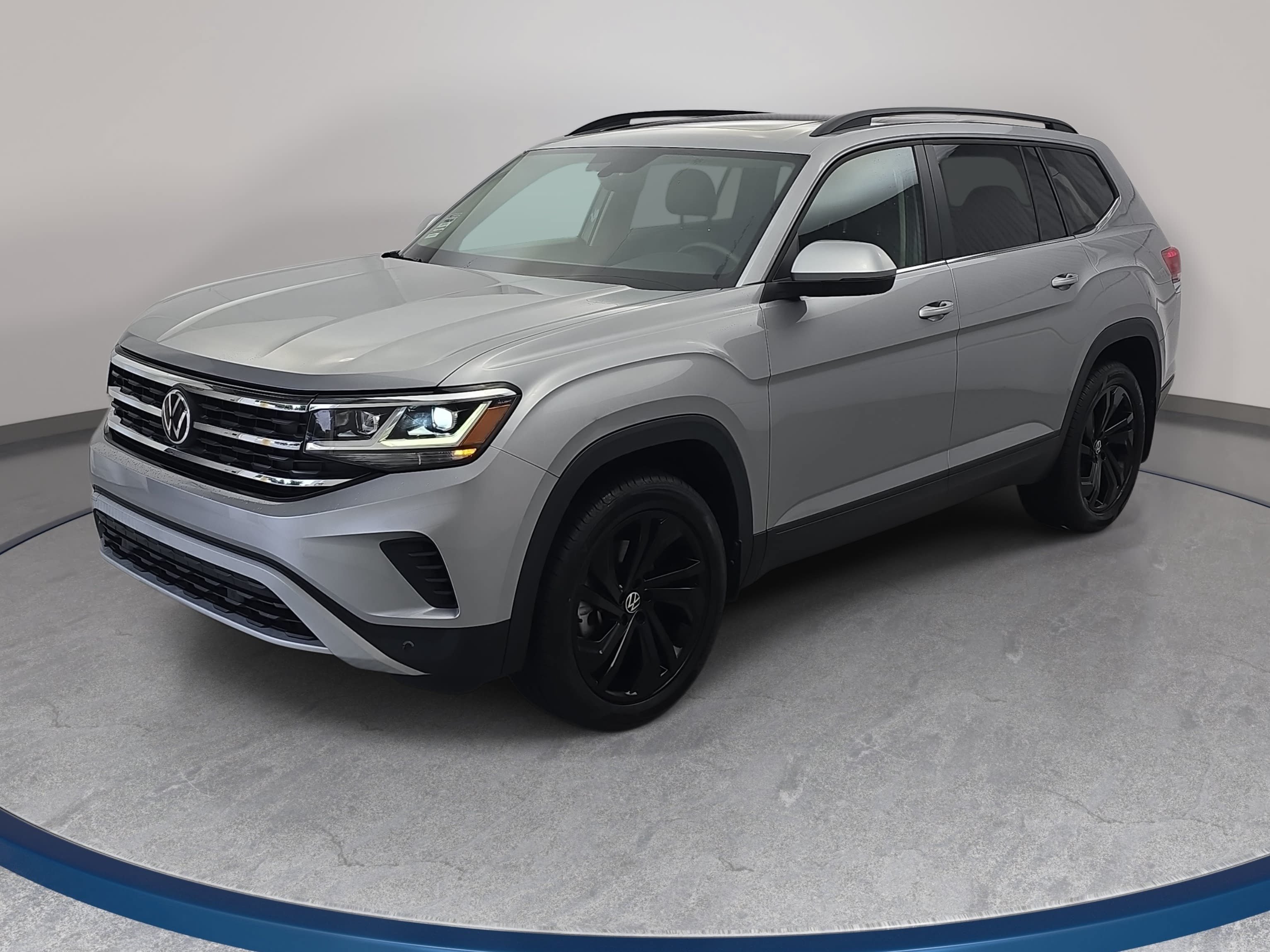 Certified 2023 Volkswagen Atlas SE w/ Panoramic Sunroof Package AWD/4WD image 1