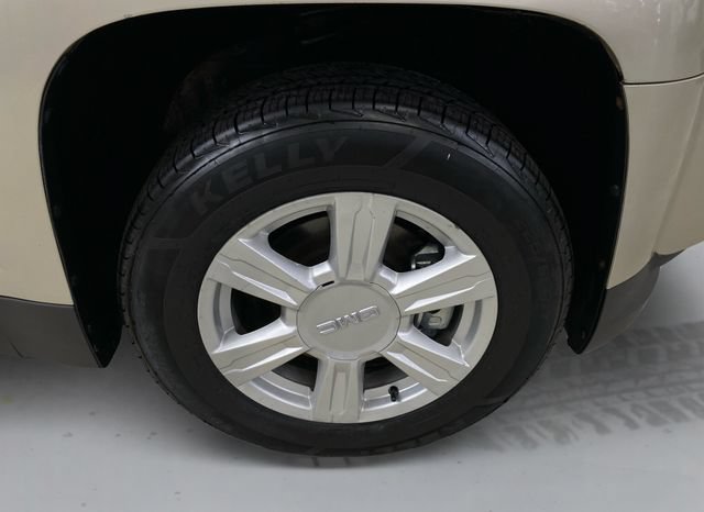 Used 2015 GMC Terrain SLE w/ Convenience Package AWD/4WD image 16