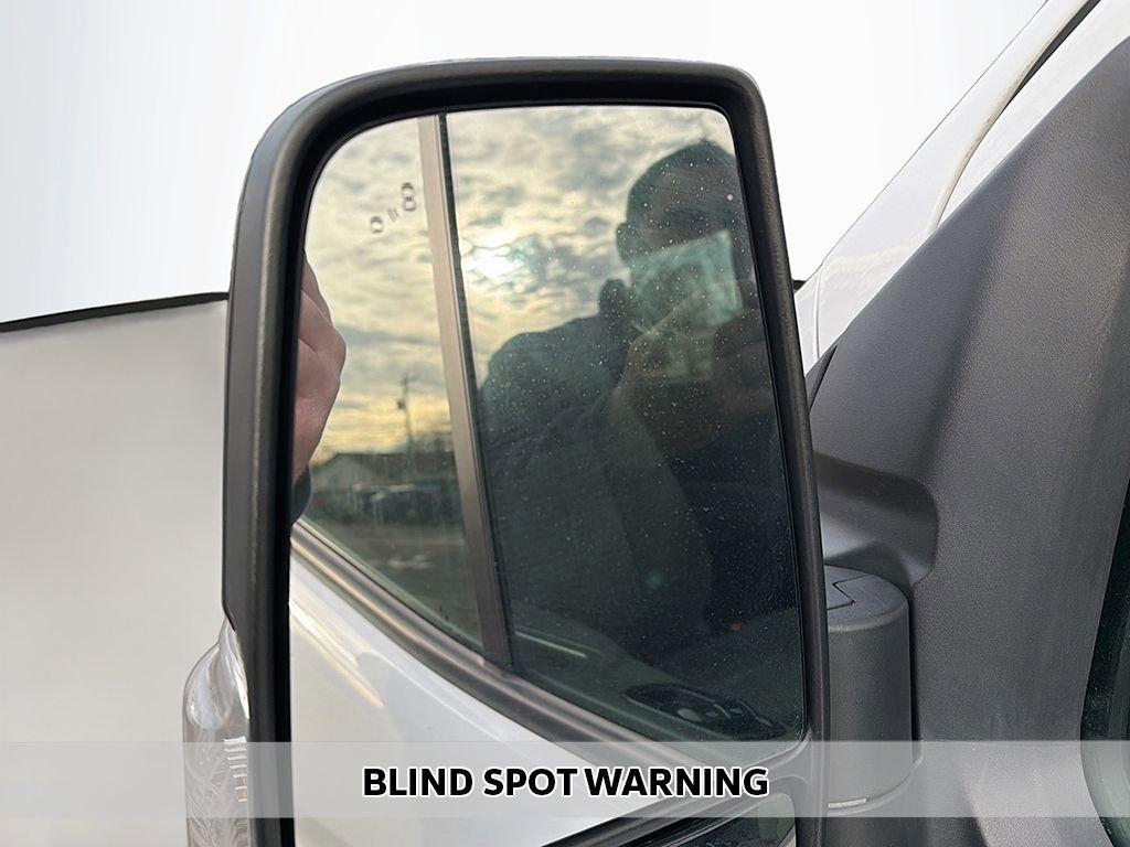 Used 2023 Ford Transit 350 XLT image 4