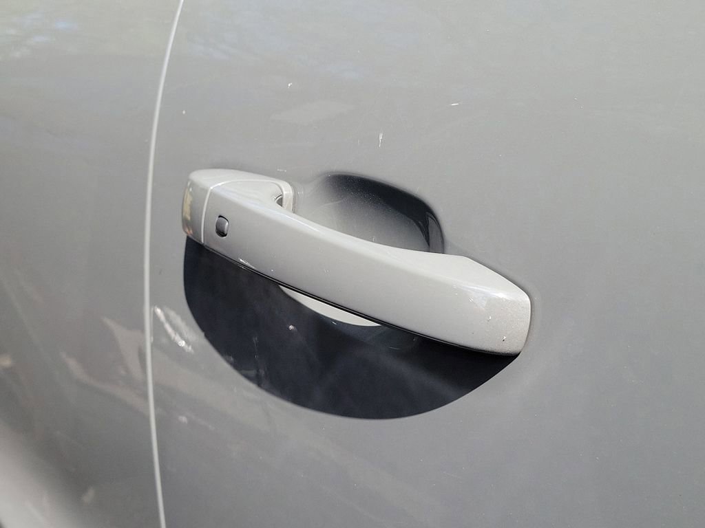 Used 2023 Dodge Durango GT RWD image 12