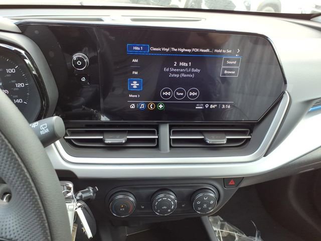 New 2026 Chevrolet Trax LS w/ LS Convenience Package FWD image 11