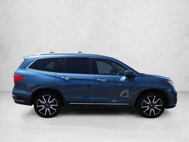 Used 2019 Honda Pilot Touring video 4