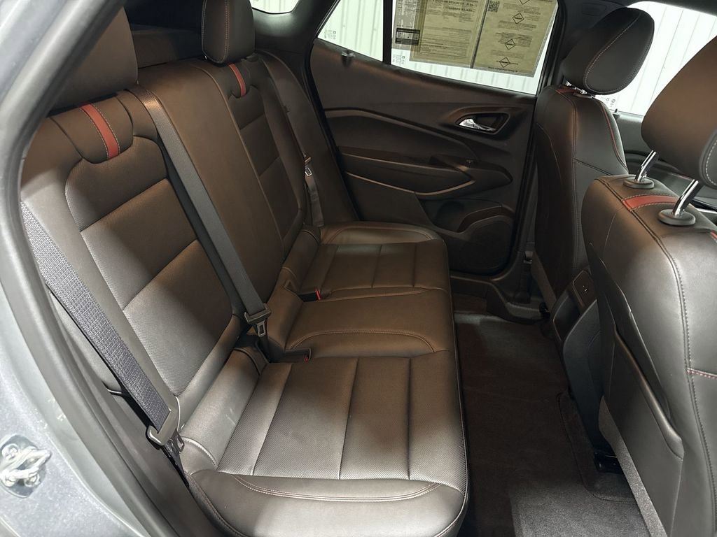 Used 2024 Chevrolet Trax RS w/ Driver Confidence Package image 28