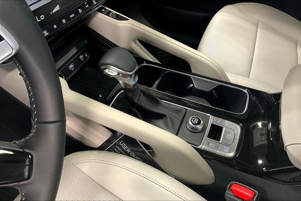 New 2025 Kia Telluride S image 18