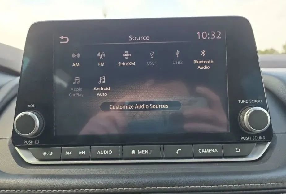 Used 2022 Nissan Rogue SV w/ SV Premium Package image 27