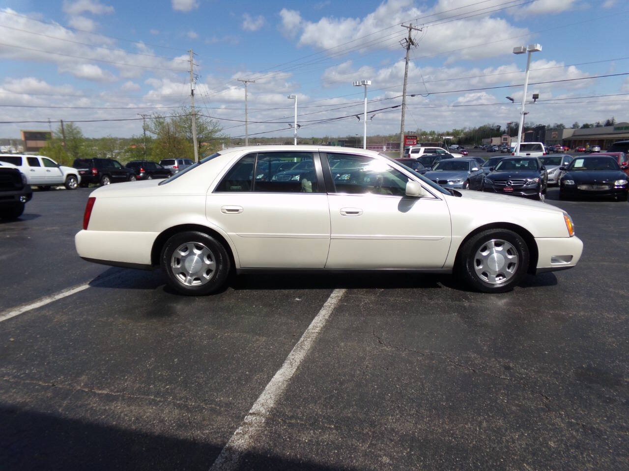 Used 2001 Cadillac De Ville FWD image 5