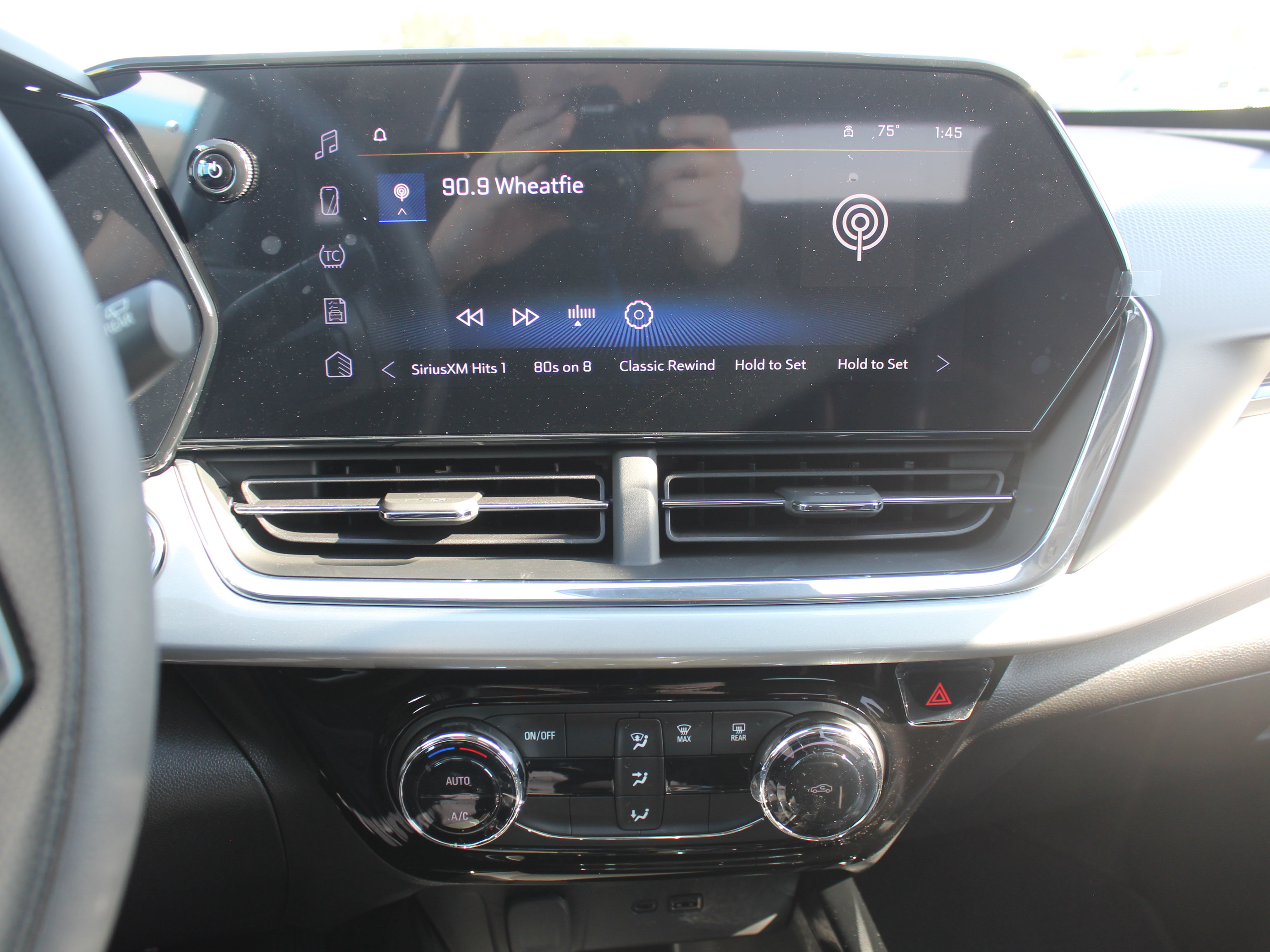 New 2026 Chevrolet Trax LT FWD image 15