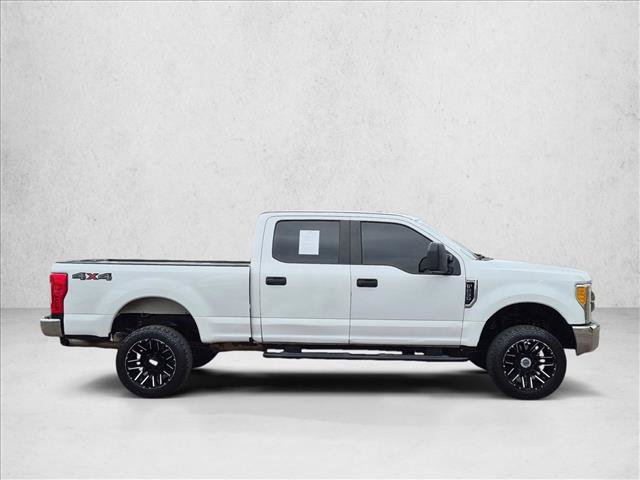 Used 2017 Ford F250 XL w/ STX Appearance Package AWD/4WD image 4
