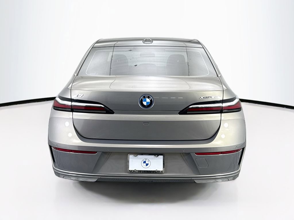 Certified 2024 BMW i7 xDrive60 image 6