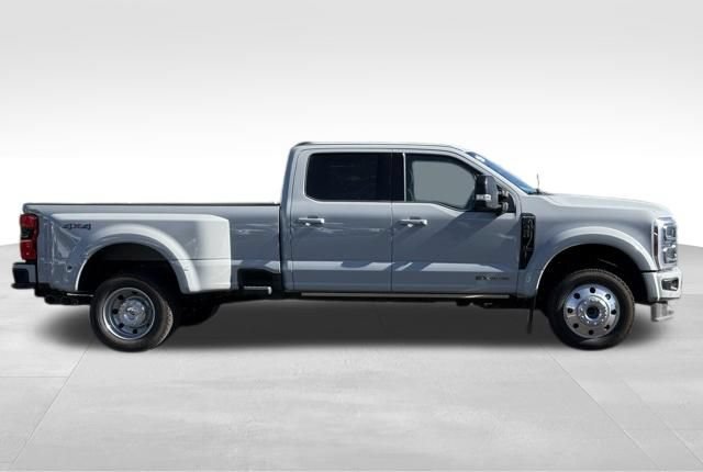 Used 2026 Ford F450 Platinum AWD/4WD image 11