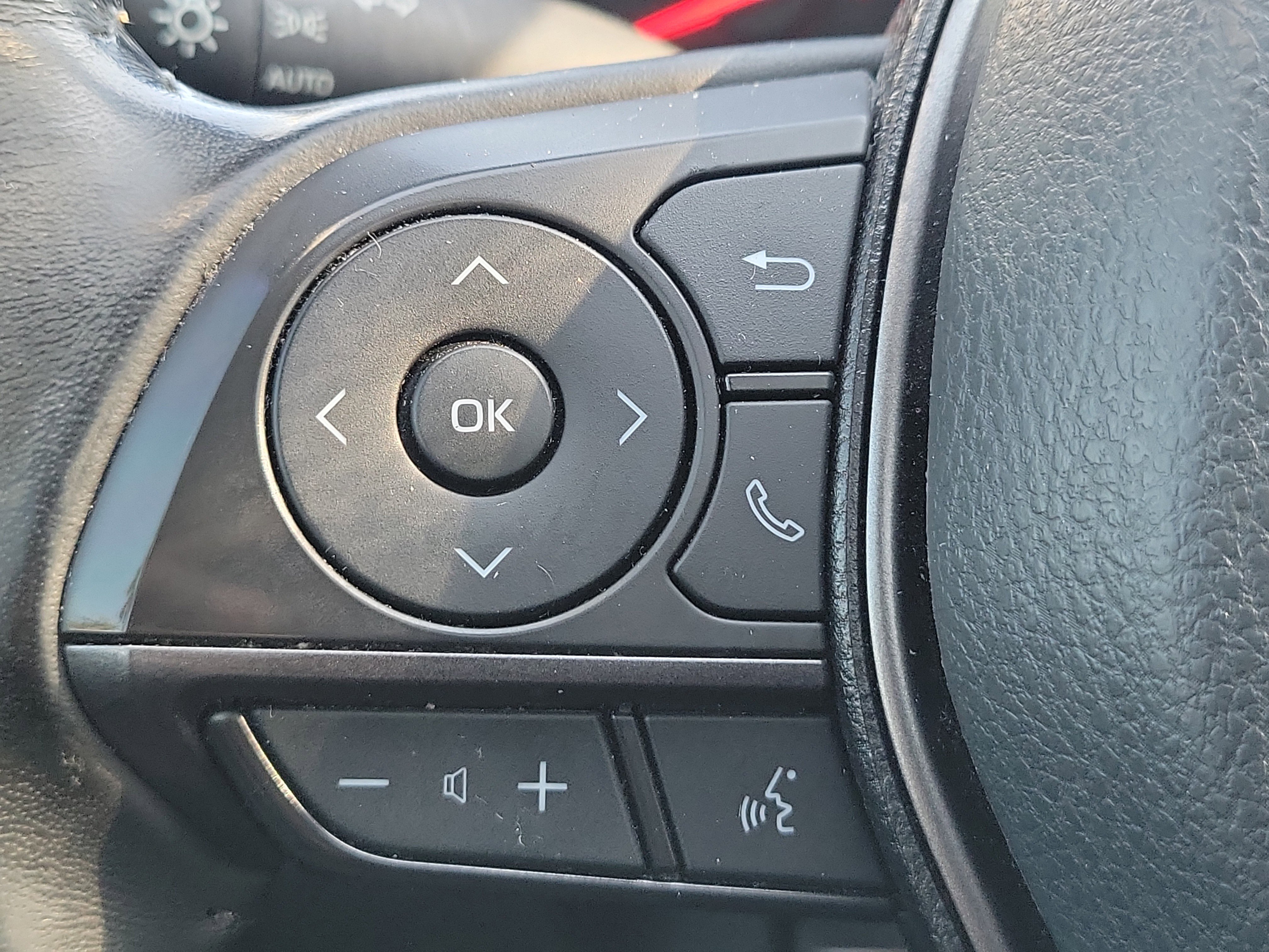 Used 2022 Toyota Camry XSE w/ Navigation Package FWD image 24
