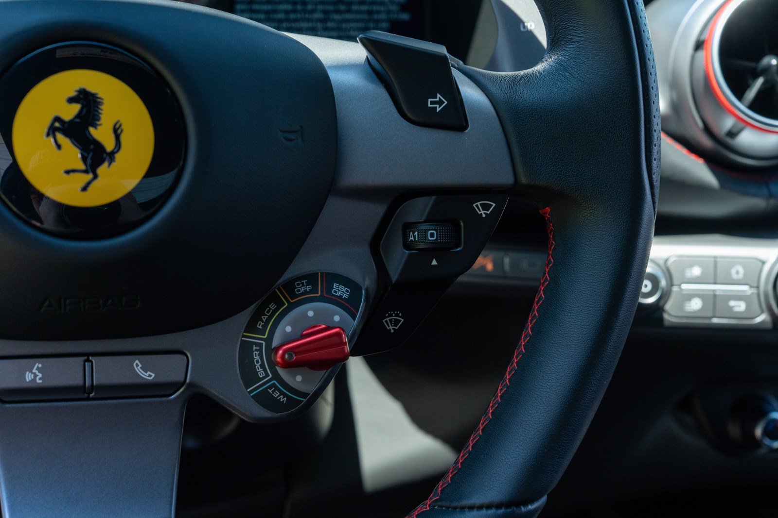 Used 2022 Ferrari 812 GTS RWD image 38