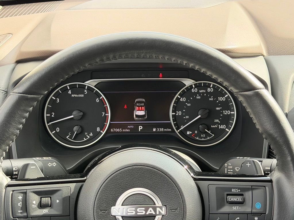 Used 2023 Nissan Rogue SL w/ SL Premium Package image 32