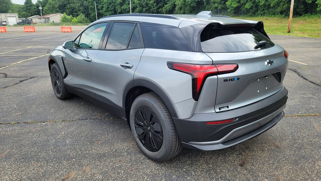 New 2025 Chevrolet Blazer EV LT FWD image 10