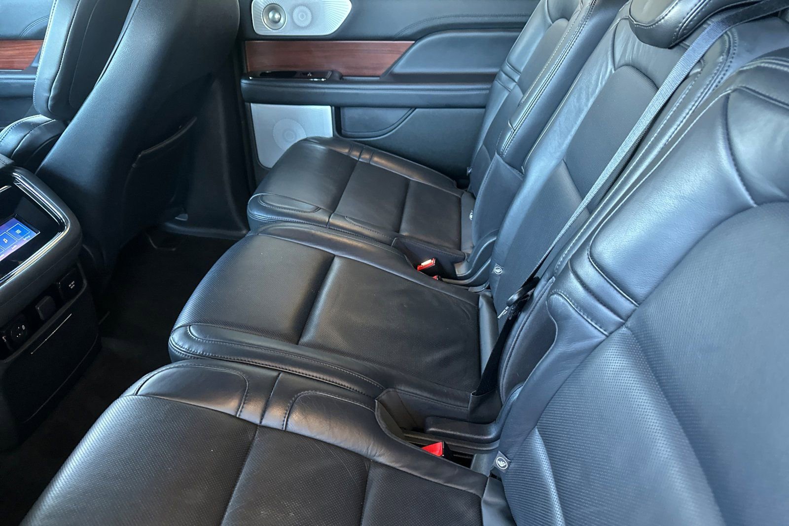 Used 2023 Lincoln Navigator L Reserve image 12