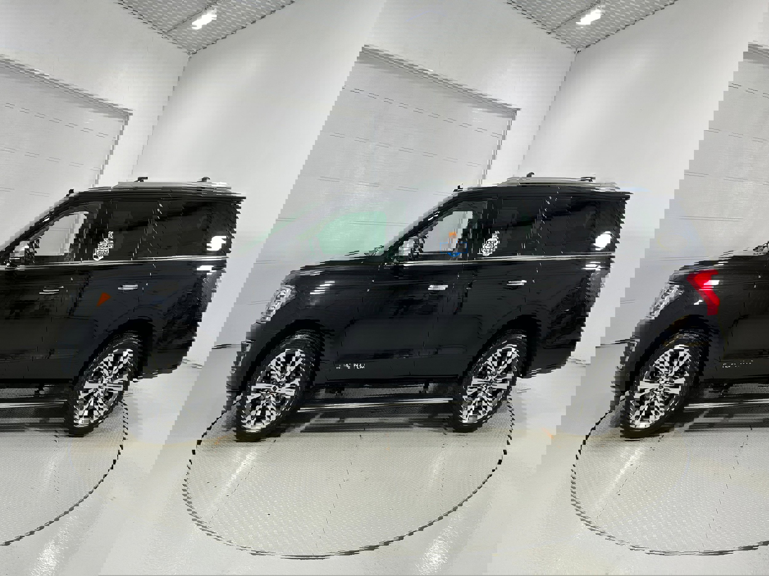 Used 2021 Ford Expedition Platinum image 23