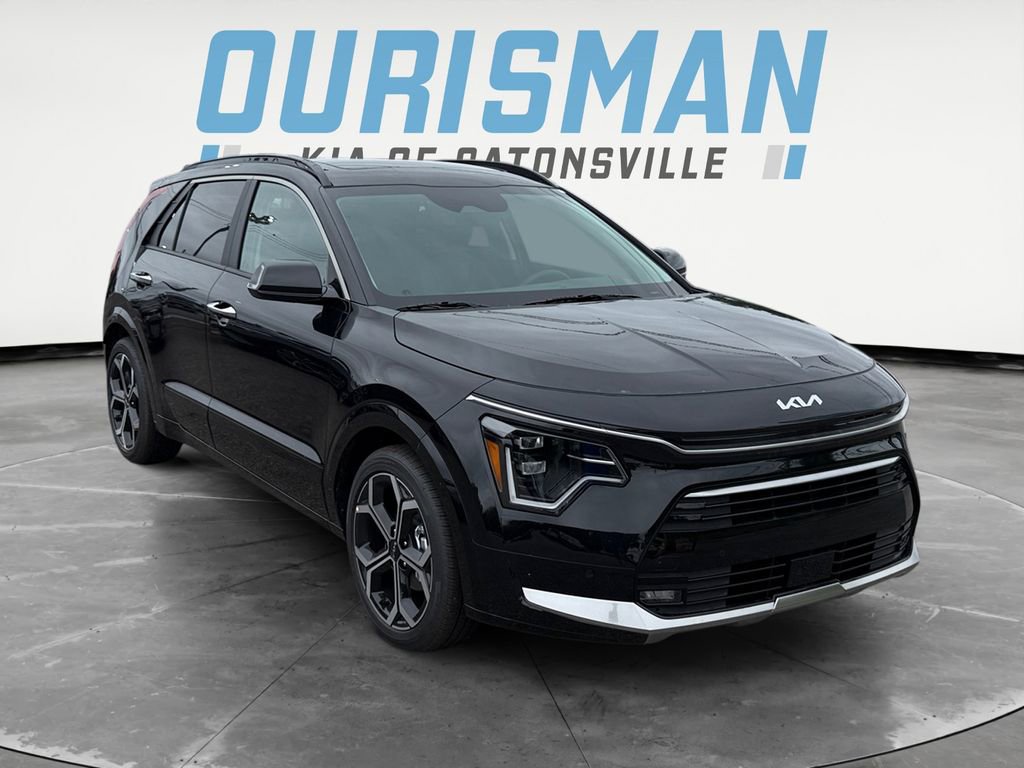 New 2025 Kia Niro SX Touring image 1
