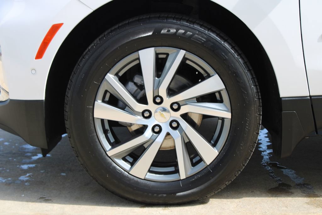 Used 2022 Chevrolet Equinox Premier AWD/4WD image 32