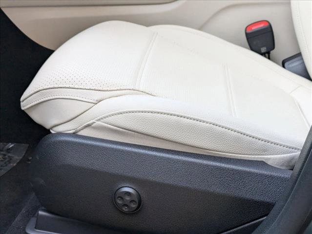 New 2026 Mercedes-Benz GLC 300 GLC 300 image 4