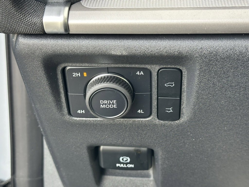 Used 2025 Ford Expedition Active image 8