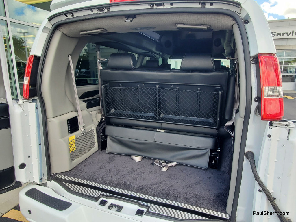 Used 2023 Chevrolet Express 2500 RWD image 17