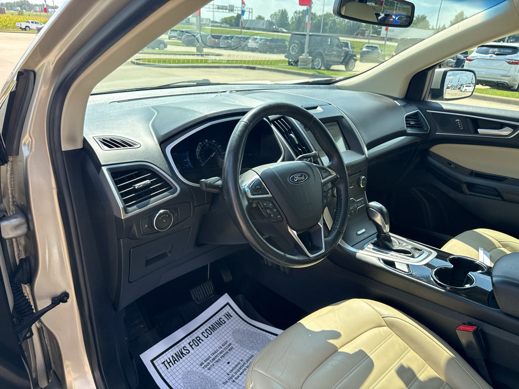 Used 2017 Ford Edge SEL w/ Equipment Group 201A AWD/4WD image 9