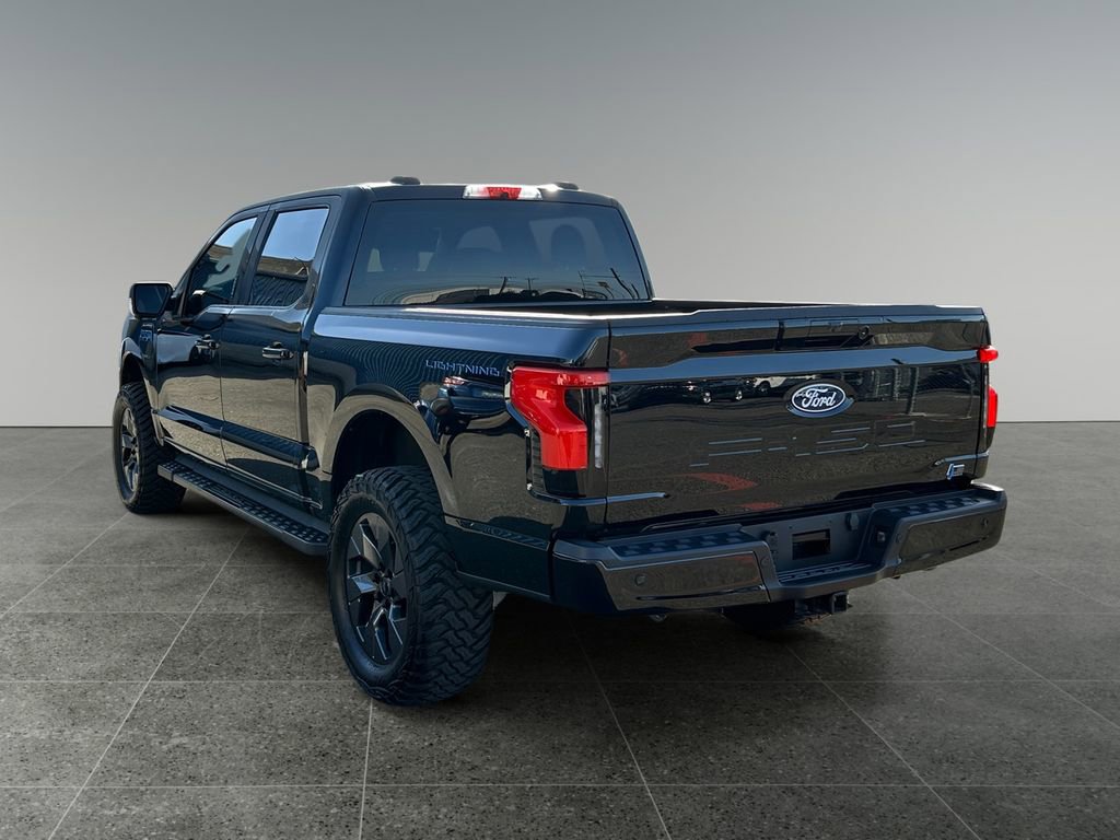 Used 2024 Ford F150 Lightning Flash AWD/4WD image 7