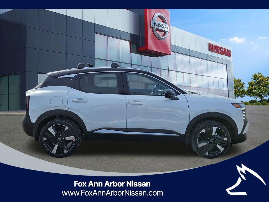 New 2026 Nissan Kicks SR w/ Cold Weather Package AWD/4WD image 6