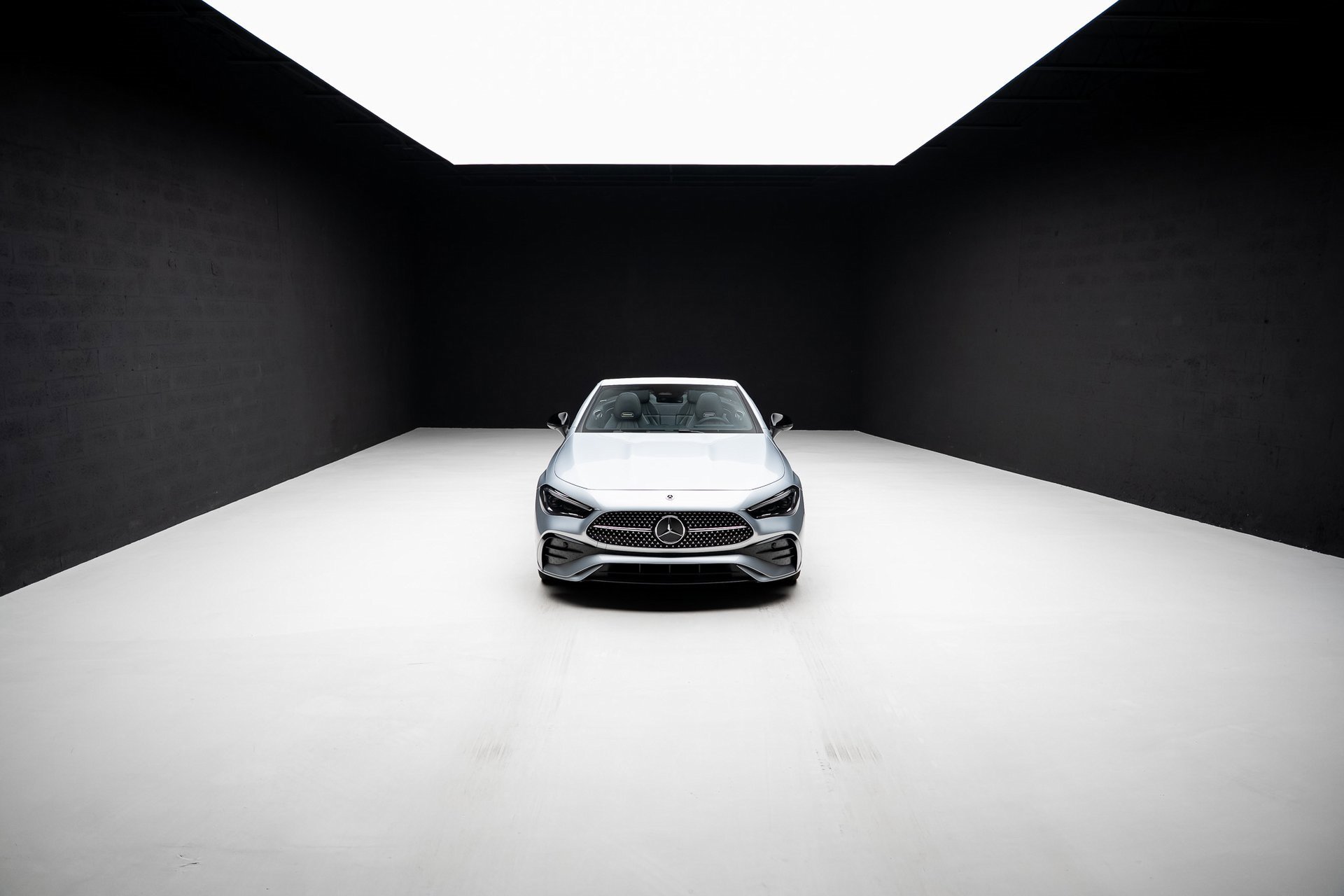 Used 2024 Mercedes-Benz CLE 300 4MATIC Cabriolet image 86