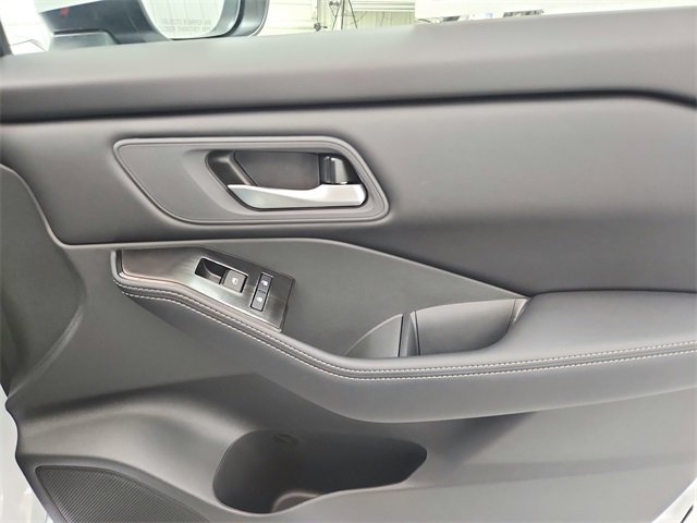 New 2026 Nissan Rogue SV image 35