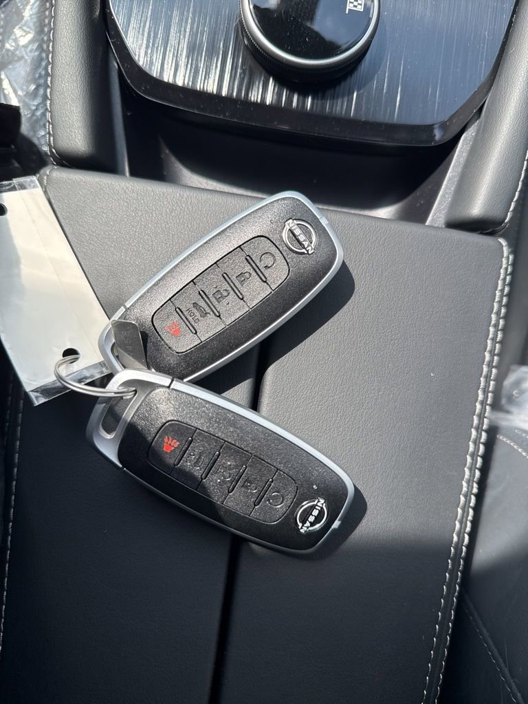 New 2026 Nissan Rogue Platinum image 29