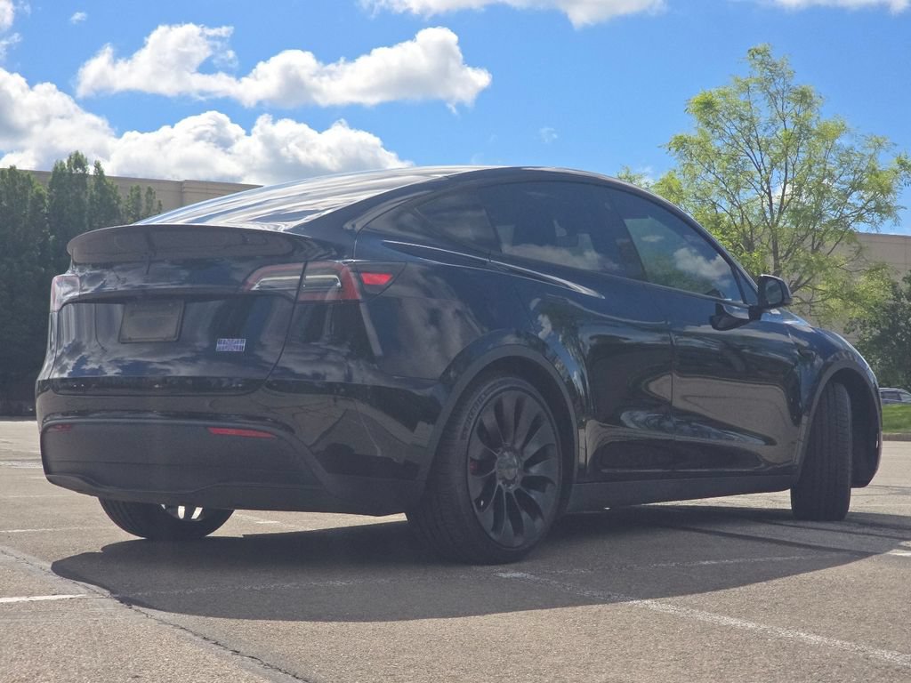 Used 2022 Tesla Model Y Performance AWD/4WD image 14