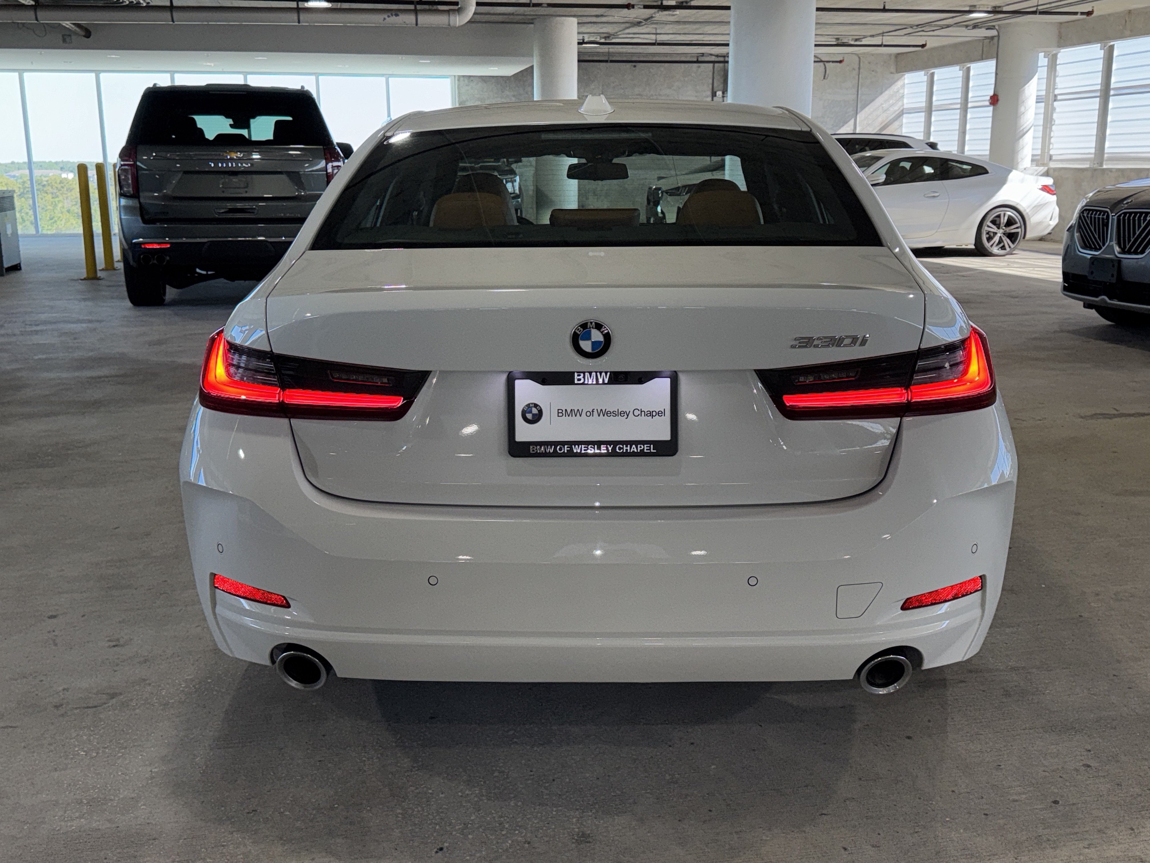 Used 2024 BMW 330i Sedan w/ Convenience Package RWD image 8