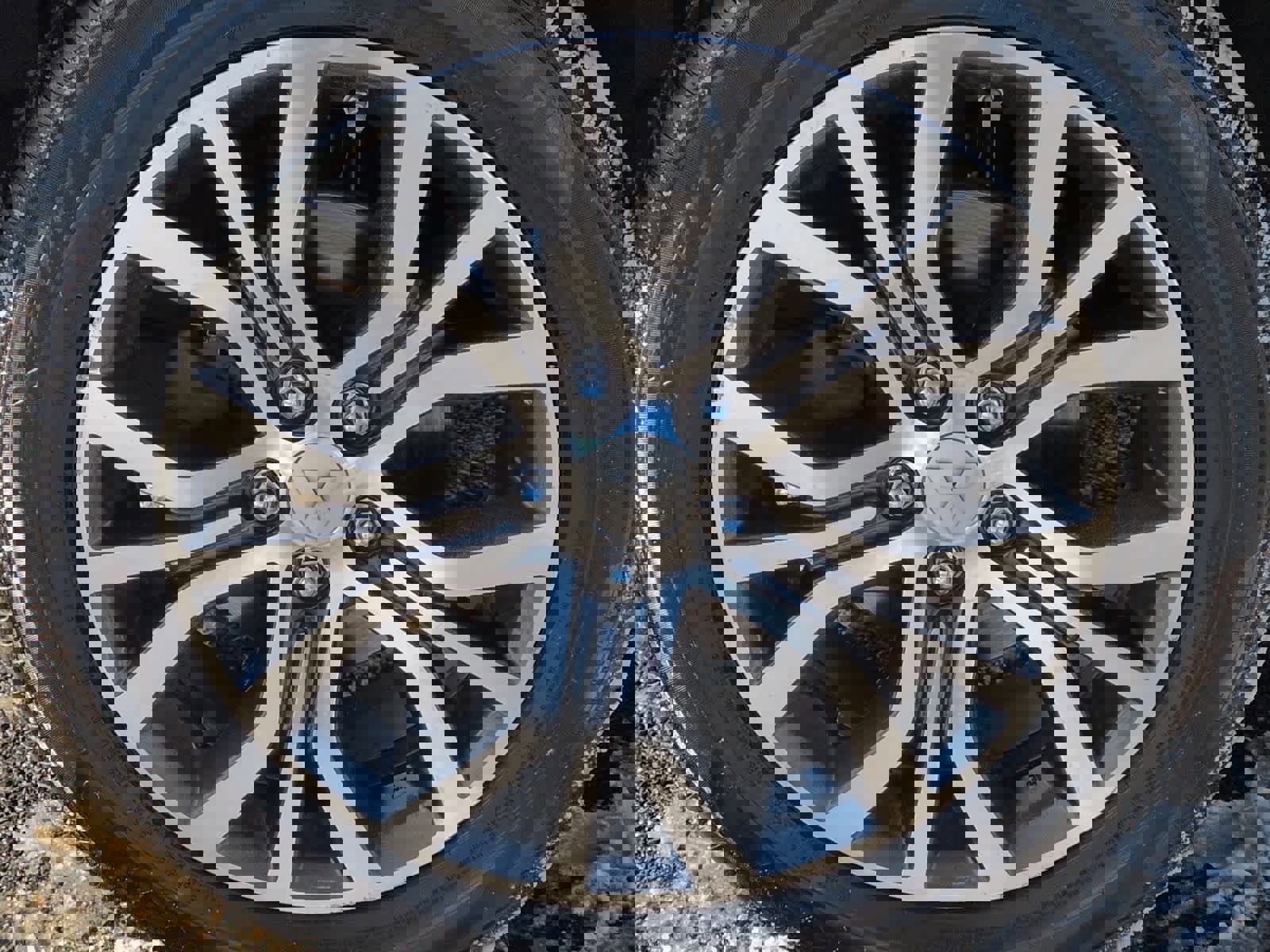 Used 2017 Mitsubishi Outlander SE image 14