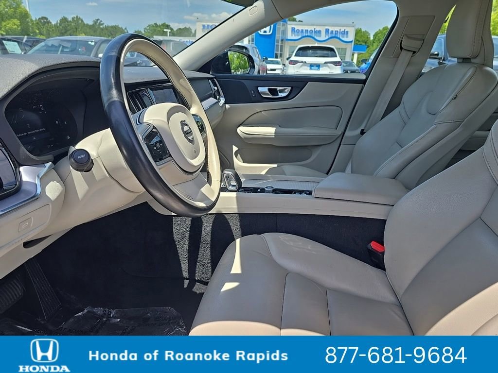 Used 2024 Volvo S60 B5 Core FWD image 10