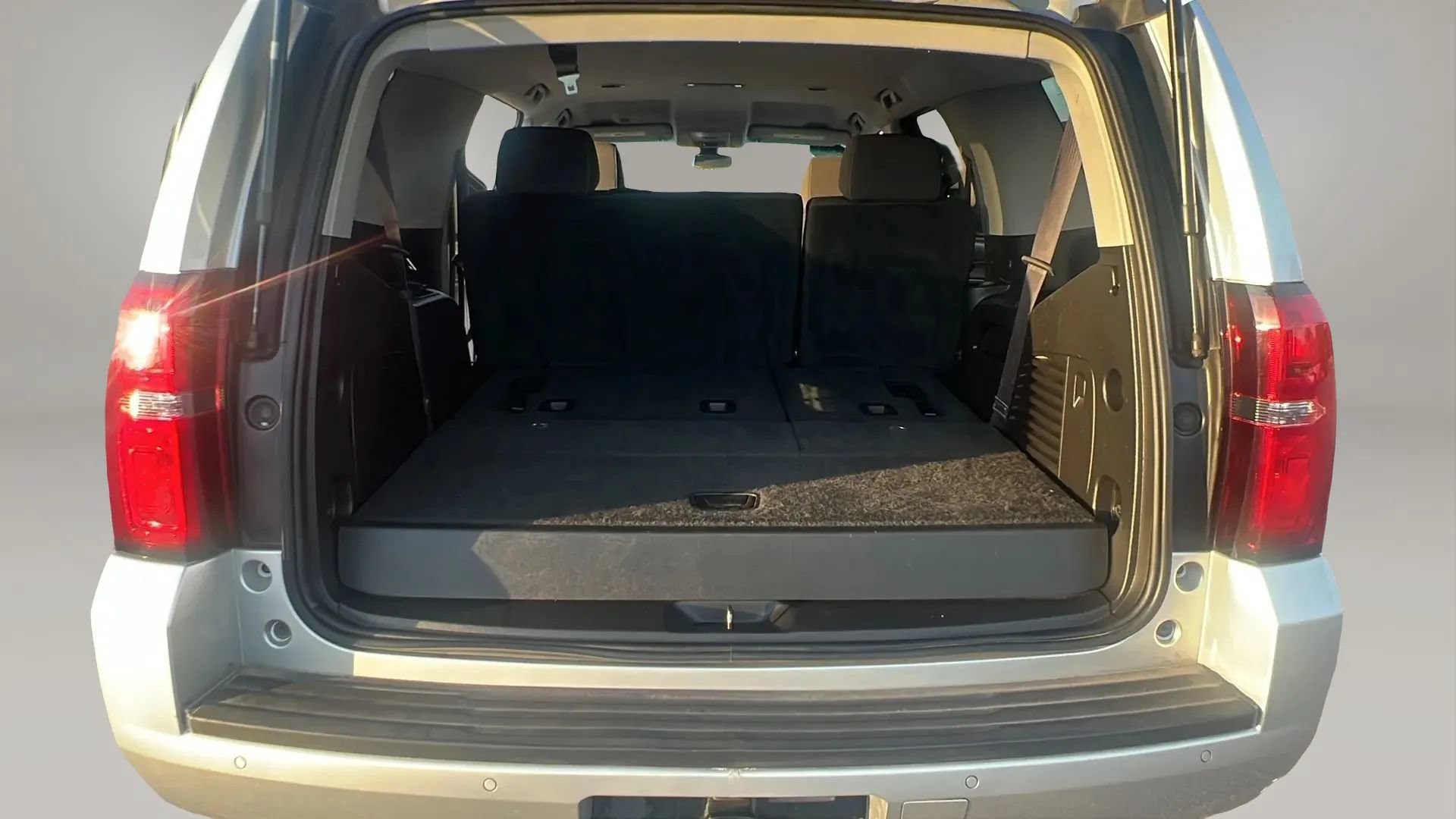 Used 2015 Chevrolet Tahoe LS w/ Max Trailering Package RWD image 22