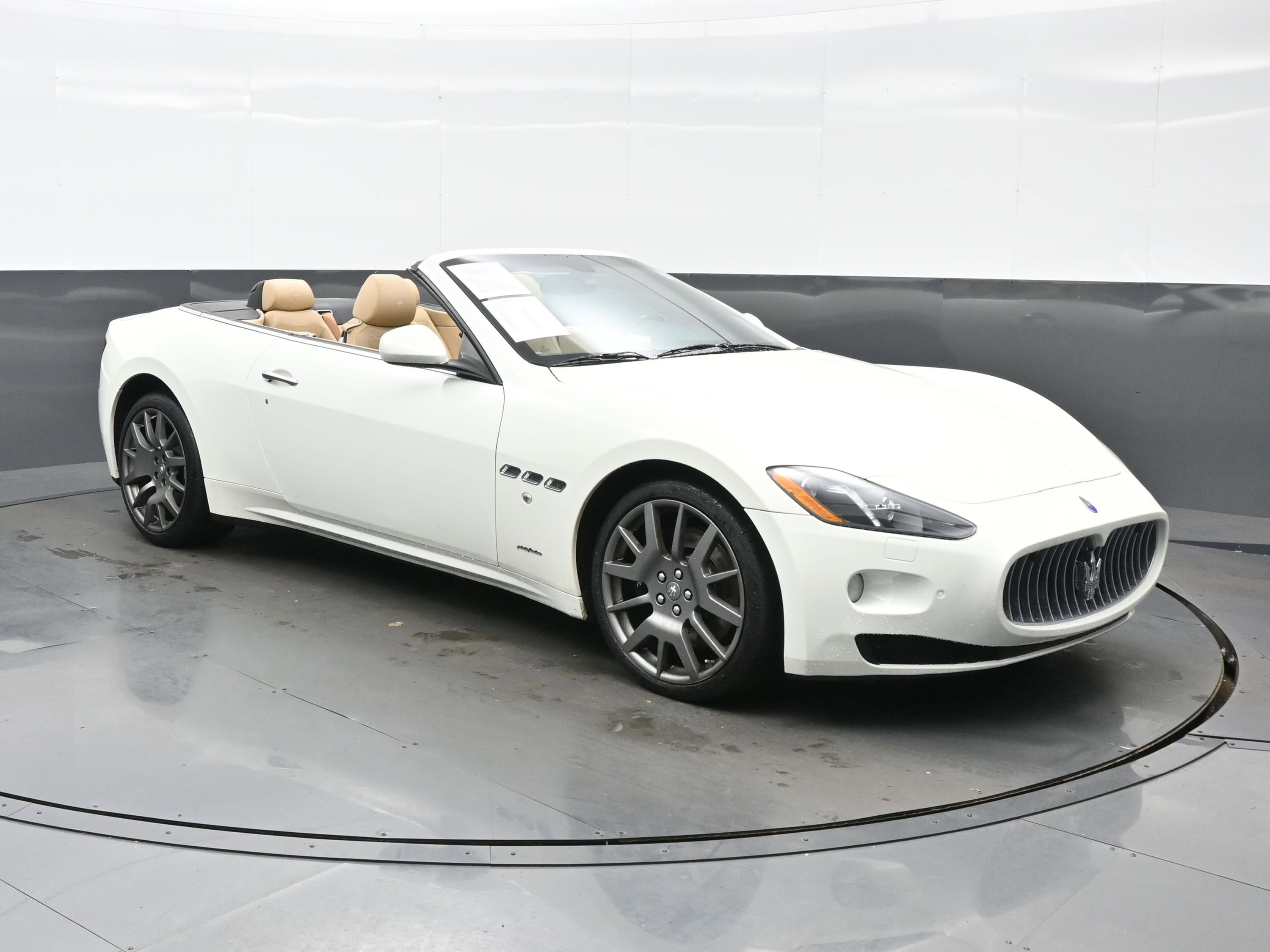 Used 2013 Maserati GranTurismo Sport image 8