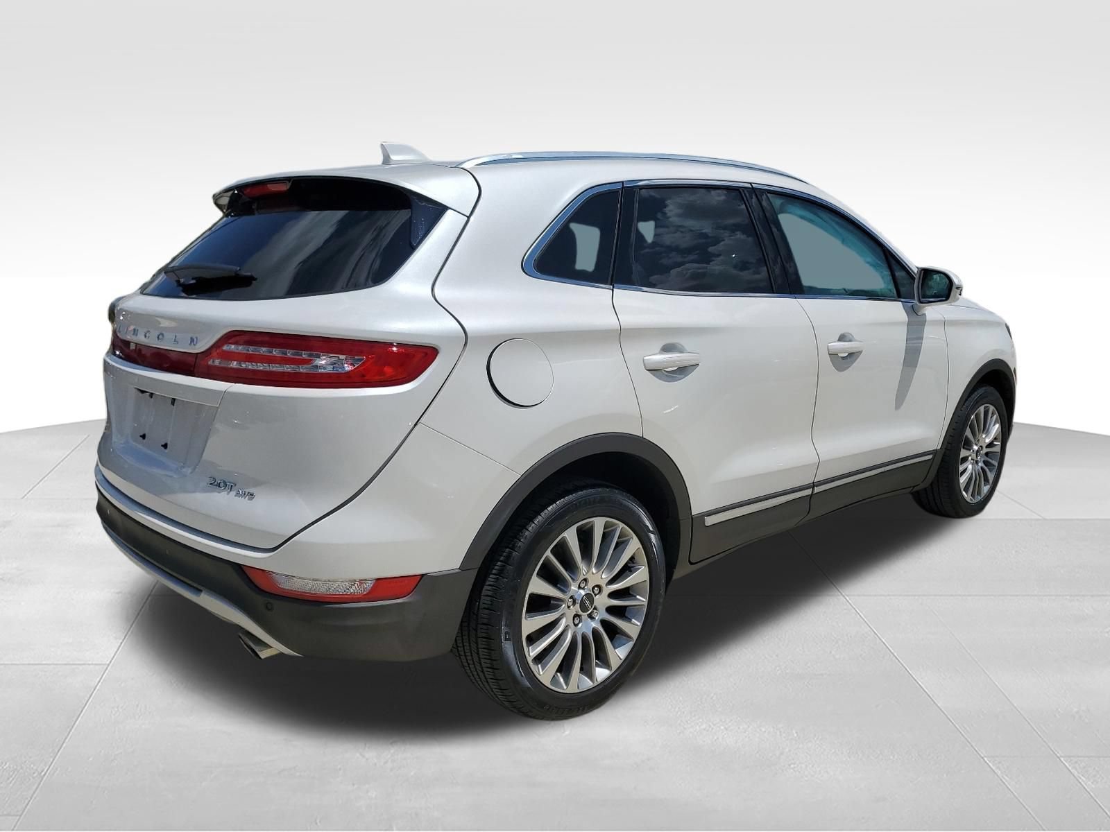 Used 2018 Lincoln MKC Reserve AWD/4WD image 5