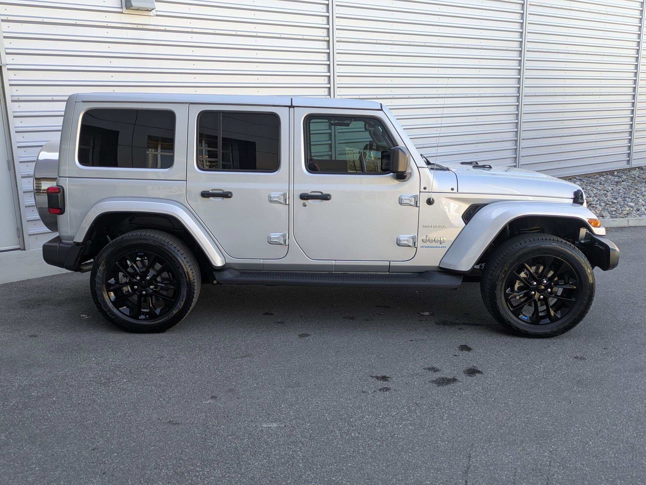 Used 2023 Jeep Wrangler Sahara w/ Cold Weather Group image 2