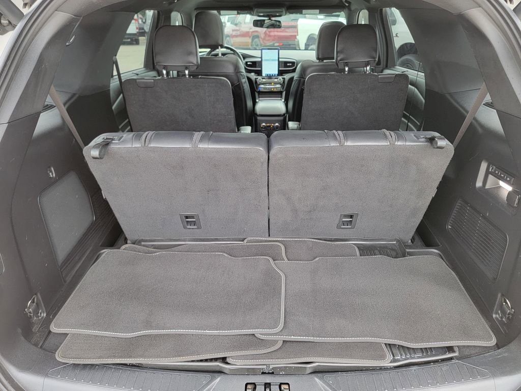 Used 2021 Ford Explorer ST w/ Equipment Group 401A AWD/4WD image 16