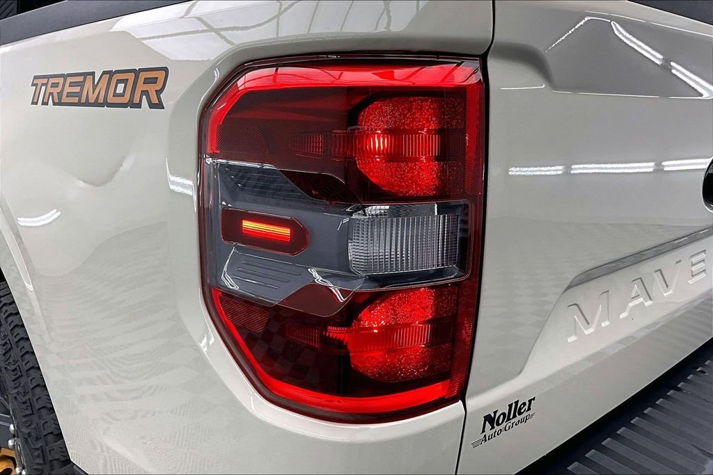 Certified 2025 Ford Maverick Tremor image 31