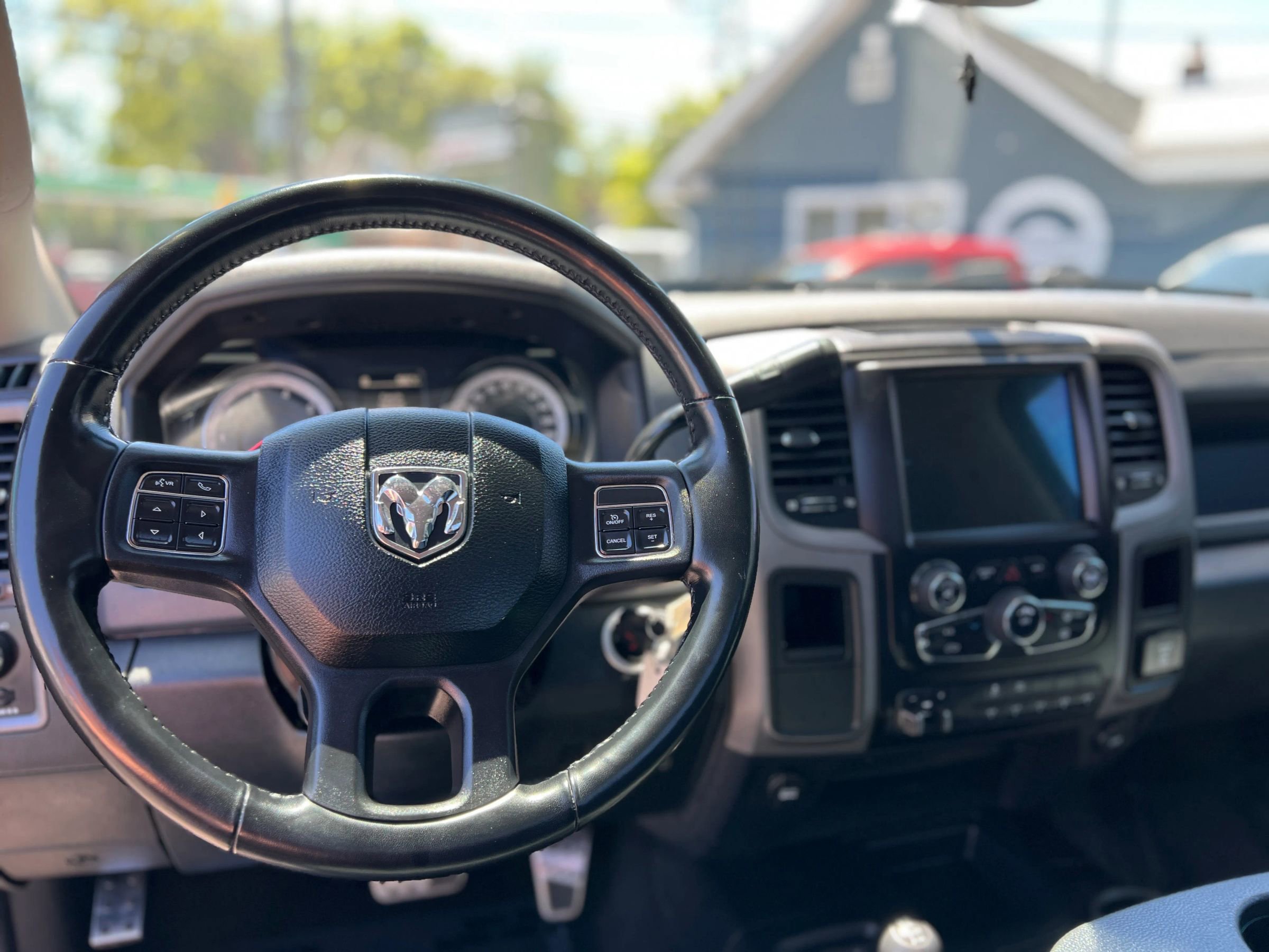 Used 2015 RAM 3500 Tradesman w/ Chrome Appearance Group AWD/4WD image 12