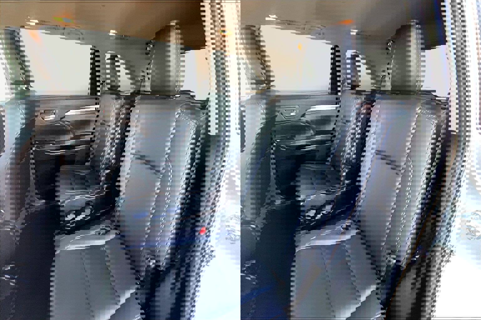 Used 2019 Toyota Highlander XLE image 22