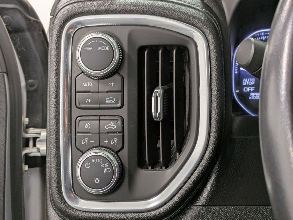 Used 2020 GMC Sierra 1500 Elevation w/ Elevation Value Package AWD/4WD image 22