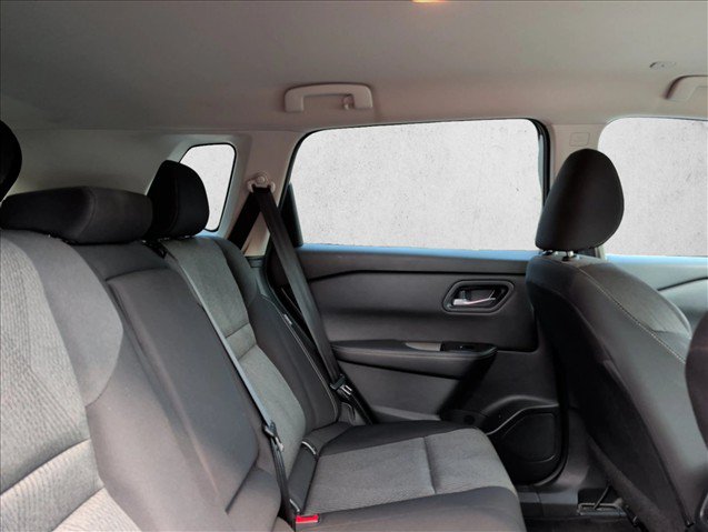 Used 2024 Nissan Rogue SV AWD/4WD image 25